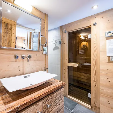 Le Chevreuil - Piscine Jacuzzi Et Sauna Chalet